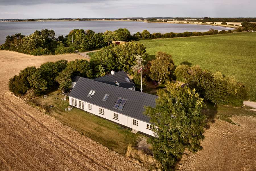 Steel profiles on “Morten Korch style” property, Ydeøvej 26, 4900 Nakskov